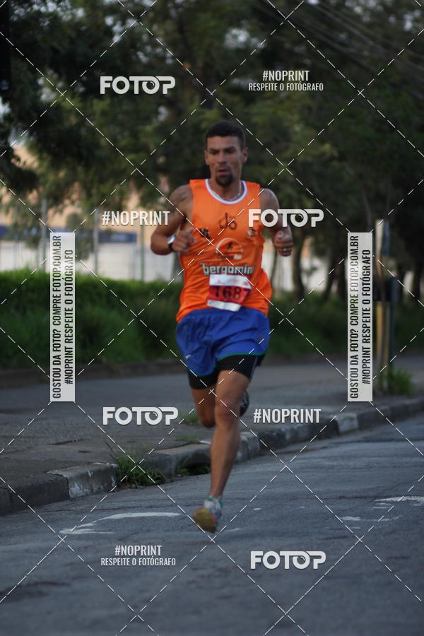 Buy your photos of the eventSantander Track&Field Run Series - Cidade Center Norte on Fotop