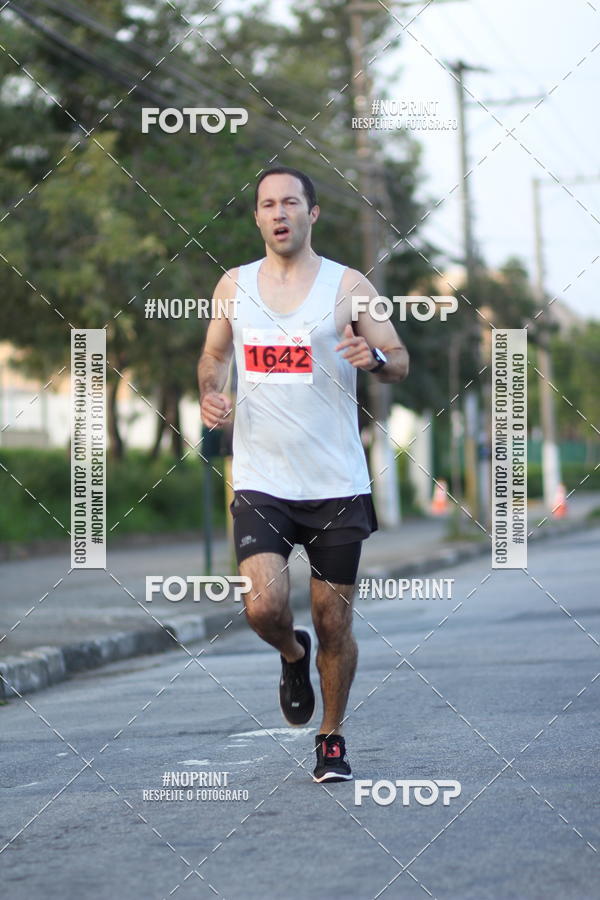 Buy your photos of the eventSantander Track&Field Run Series - Cidade Center Norte on Fotop
