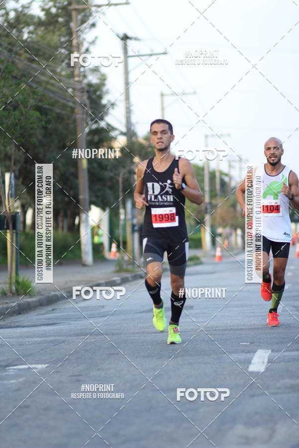 Buy your photos of the eventSantander Track&Field Run Series - Cidade Center Norte on Fotop