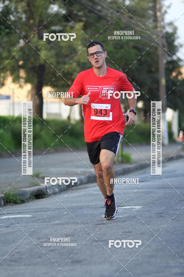Buy your photos of the eventSantander Track&Field Run Series - Cidade Center Norte on Fotop