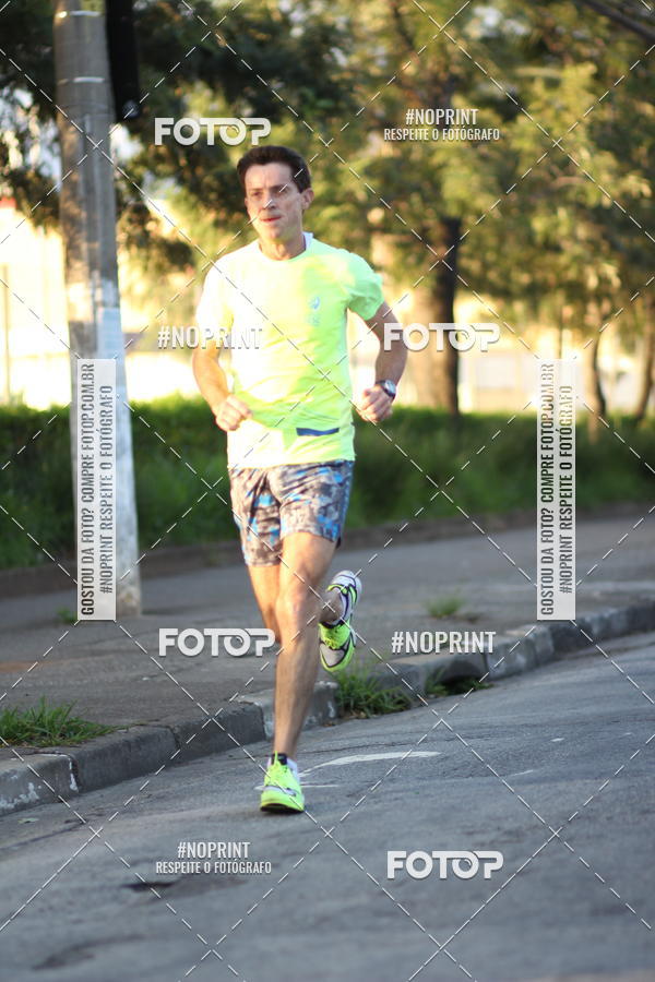 Buy your photos of the eventSantander Track&Field Run Series - Cidade Center Norte on Fotop