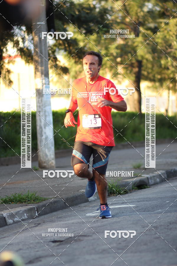 Buy your photos of the eventSantander Track&Field Run Series - Cidade Center Norte on Fotop