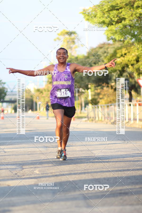 Buy your photos of the eventSantander Track&Field Run Series - Cidade Center Norte on Fotop