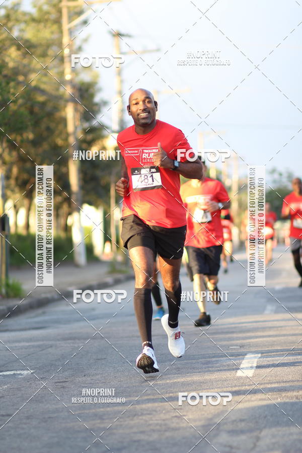 Buy your photos of the eventSantander Track&Field Run Series - Cidade Center Norte on Fotop