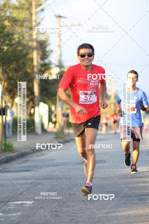 Buy your photos of the eventSantander Track&Field Run Series - Cidade Center Norte on Fotop