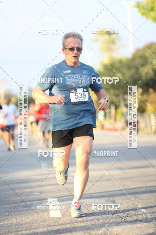 Buy your photos of the eventSantander Track&Field Run Series - Cidade Center Norte on Fotop