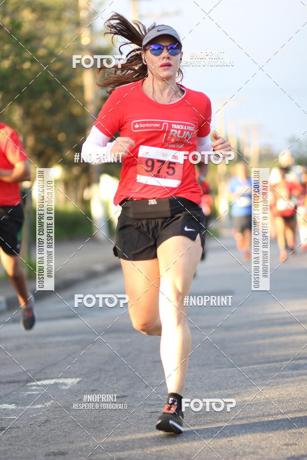 Buy your photos of the eventSantander Track&Field Run Series - Cidade Center Norte on Fotop