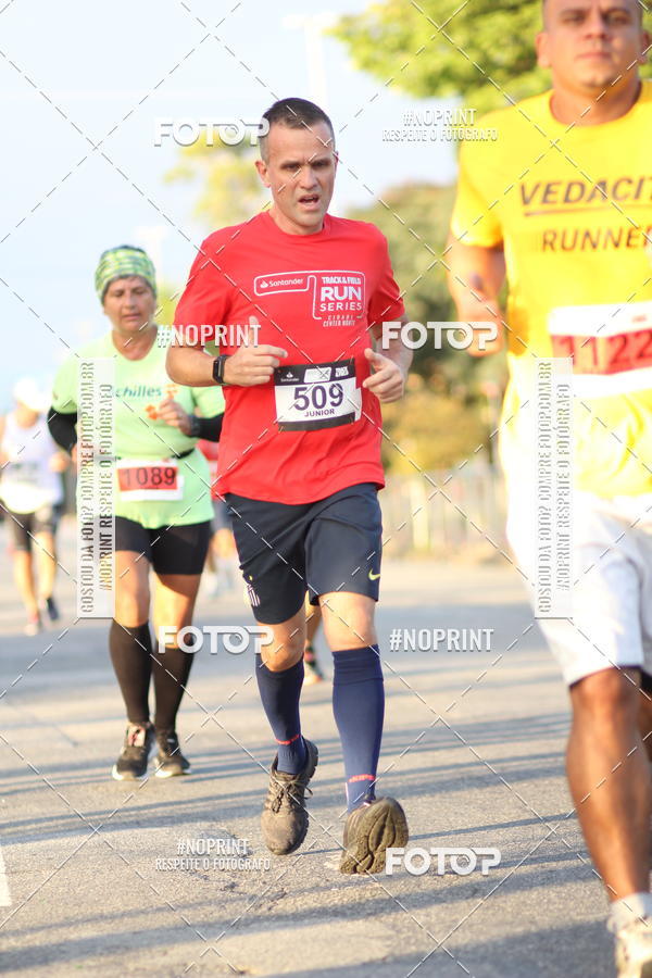 Buy your photos of the eventSantander Track&Field Run Series - Cidade Center Norte on Fotop