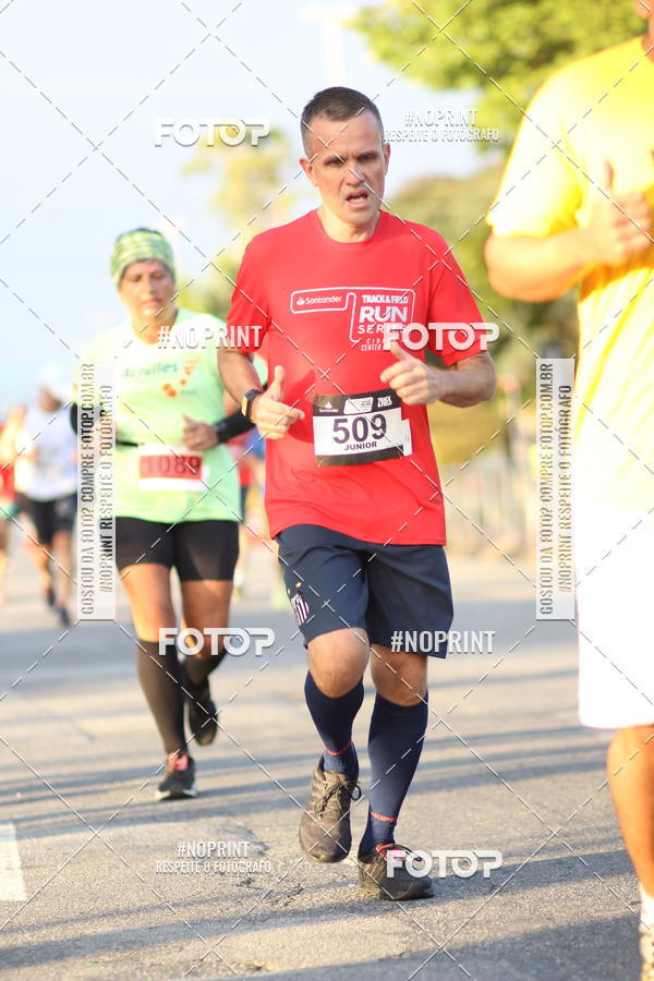 Buy your photos of the eventSantander Track&Field Run Series - Cidade Center Norte on Fotop