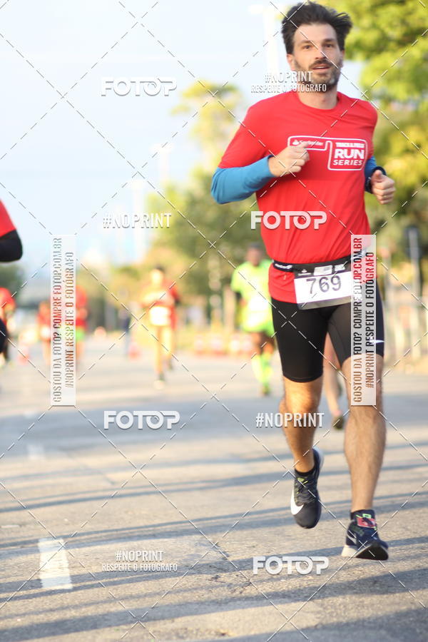 Buy your photos of the eventSantander Track&Field Run Series - Cidade Center Norte on Fotop