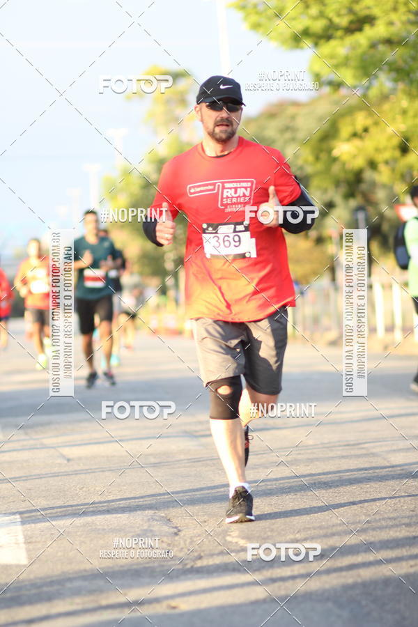 Buy your photos of the eventSantander Track&Field Run Series - Cidade Center Norte on Fotop