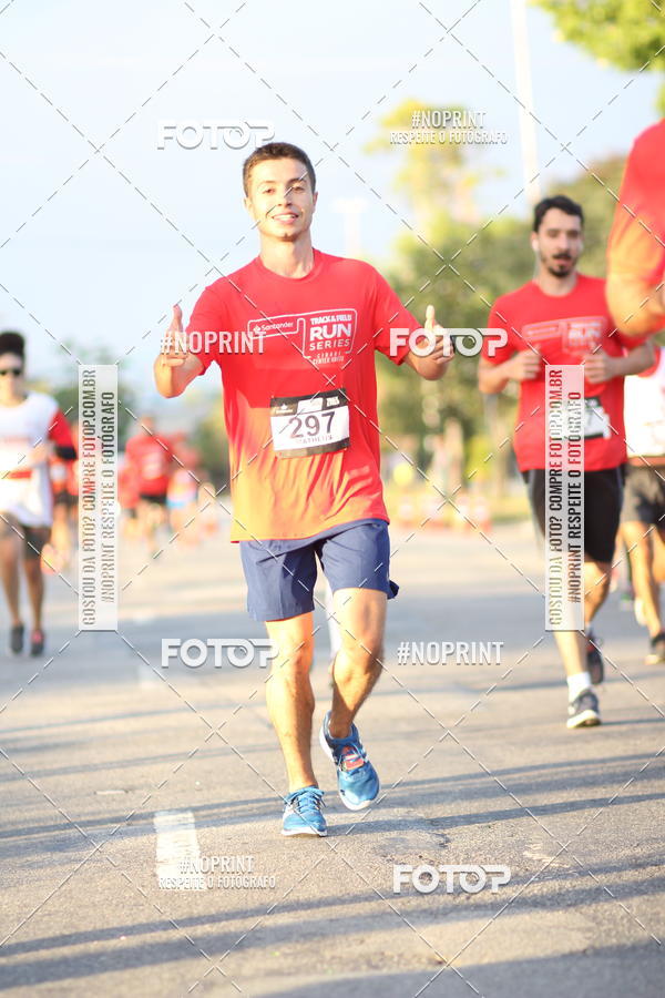 Buy your photos of the eventSantander Track&Field Run Series - Cidade Center Norte on Fotop