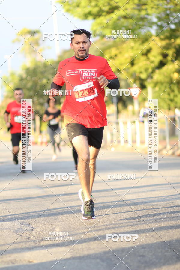 Buy your photos of the eventSantander Track&Field Run Series - Cidade Center Norte on Fotop