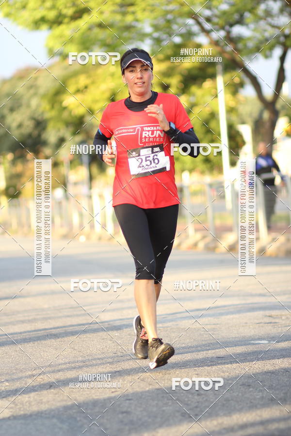 Buy your photos of the eventSantander Track&Field Run Series - Cidade Center Norte on Fotop