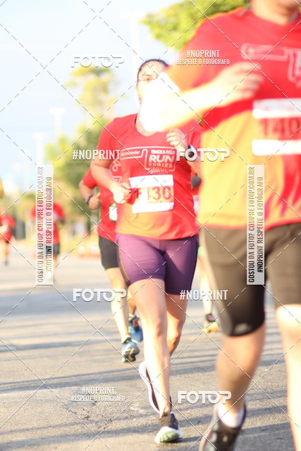 Buy your photos of the eventSantander Track&Field Run Series - Cidade Center Norte on Fotop