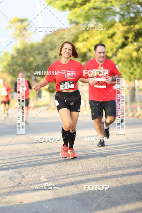 Buy your photos of the eventSantander Track&Field Run Series - Cidade Center Norte on Fotop