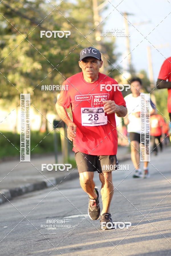 Buy your photos of the eventSantander Track&Field Run Series - Cidade Center Norte on Fotop
