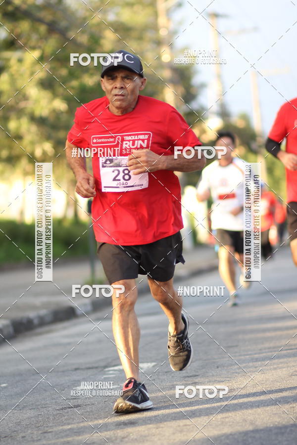 Buy your photos of the eventSantander Track&Field Run Series - Cidade Center Norte on Fotop