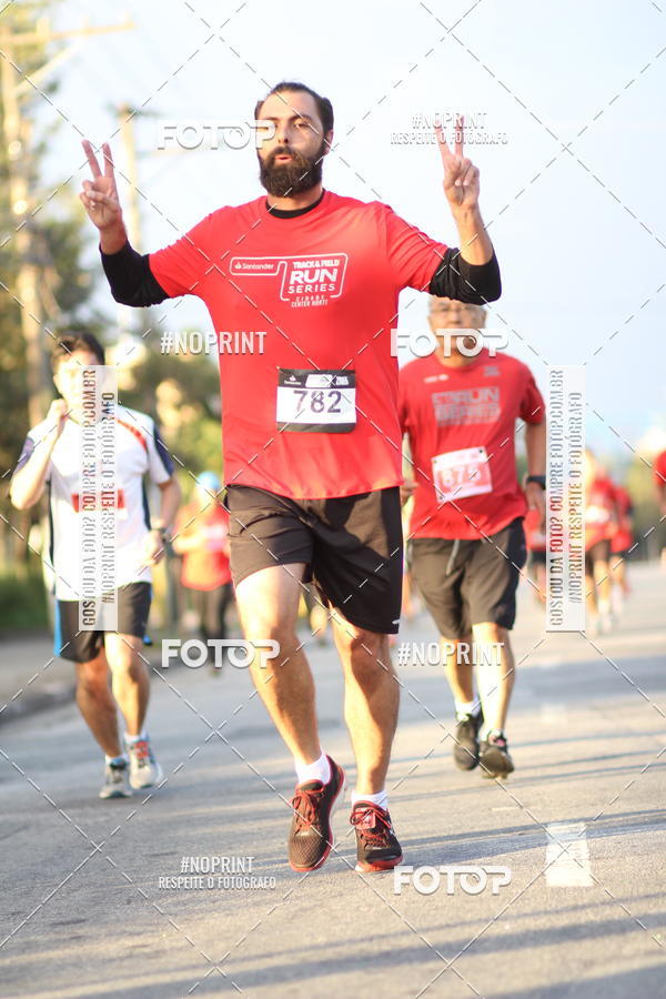Buy your photos of the eventSantander Track&Field Run Series - Cidade Center Norte on Fotop