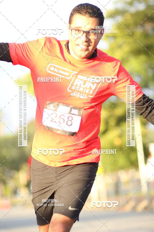 Buy your photos of the eventSantander Track&Field Run Series - Cidade Center Norte on Fotop