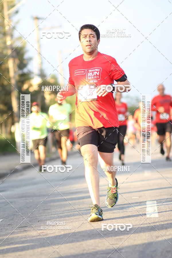 Buy your photos of the eventSantander Track&Field Run Series - Cidade Center Norte on Fotop