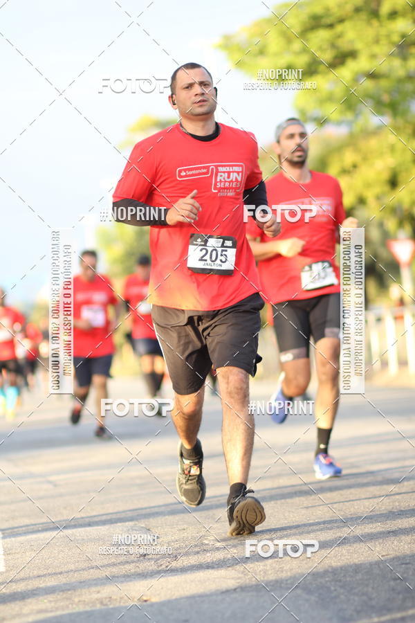 Buy your photos of the eventSantander Track&Field Run Series - Cidade Center Norte on Fotop