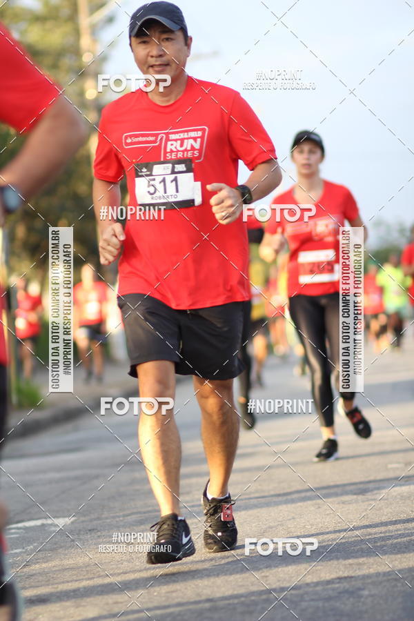 Achetez vos photos de l'vnementSantander Track&Field Run Series - Cidade Center Norte sur Fotop