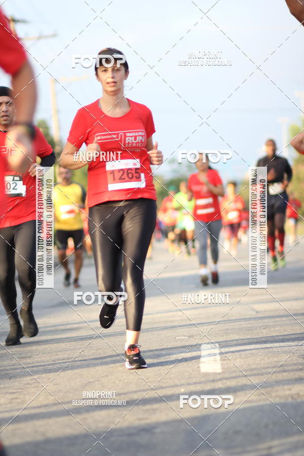 Achetez vos photos de l'vnementSantander Track&Field Run Series - Cidade Center Norte sur Fotop