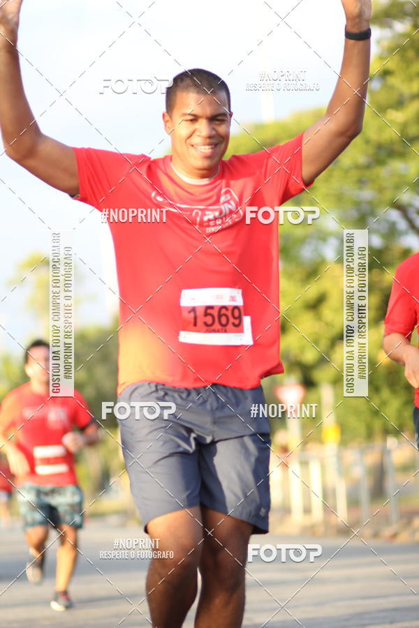 Achetez vos photos de l'vnementSantander Track&Field Run Series - Cidade Center Norte sur Fotop