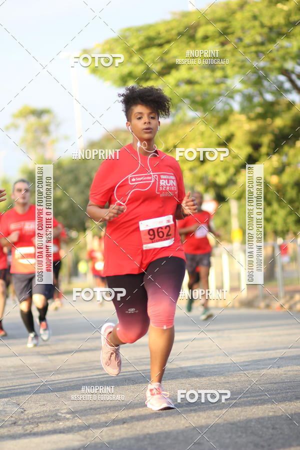 Buy your photos of the eventSantander Track&Field Run Series - Cidade Center Norte on Fotop