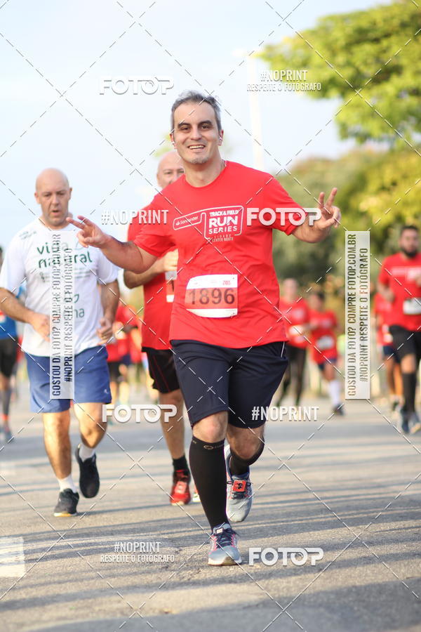 Buy your photos of the eventSantander Track&Field Run Series - Cidade Center Norte on Fotop