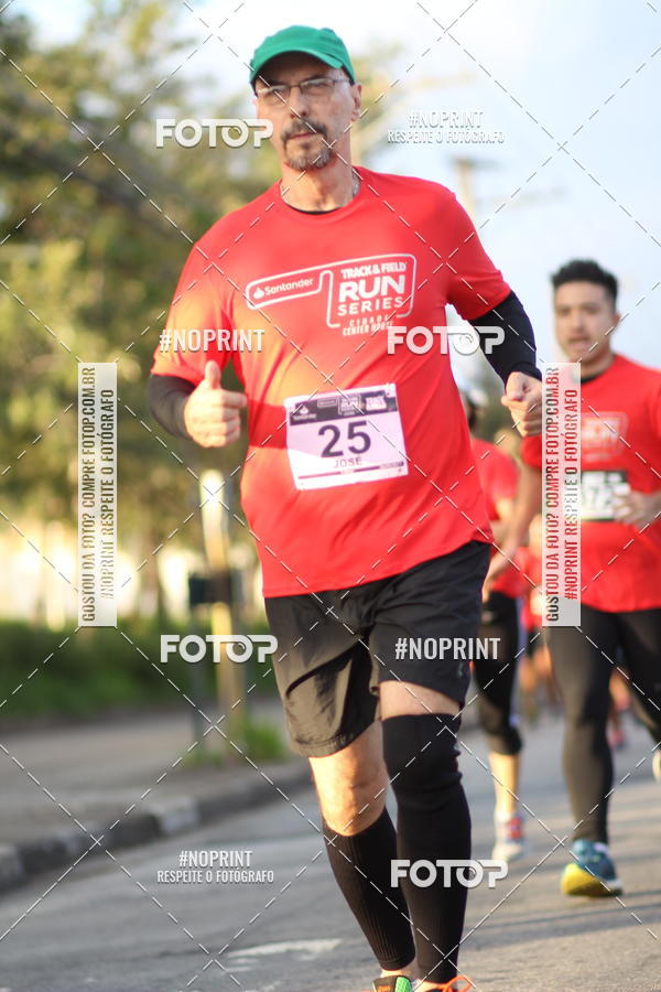 Buy your photos of the eventSantander Track&Field Run Series - Cidade Center Norte on Fotop