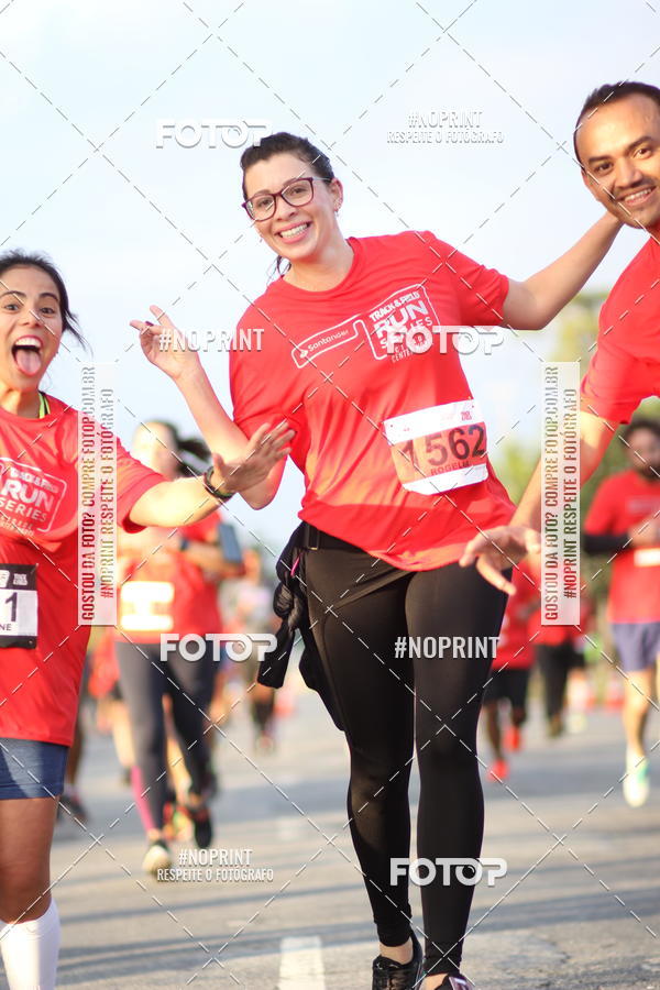 Buy your photos of the eventSantander Track&Field Run Series - Cidade Center Norte on Fotop