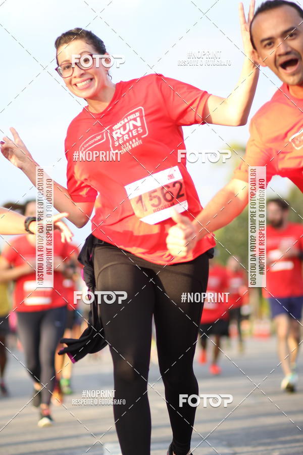 Buy your photos of the eventSantander Track&Field Run Series - Cidade Center Norte on Fotop