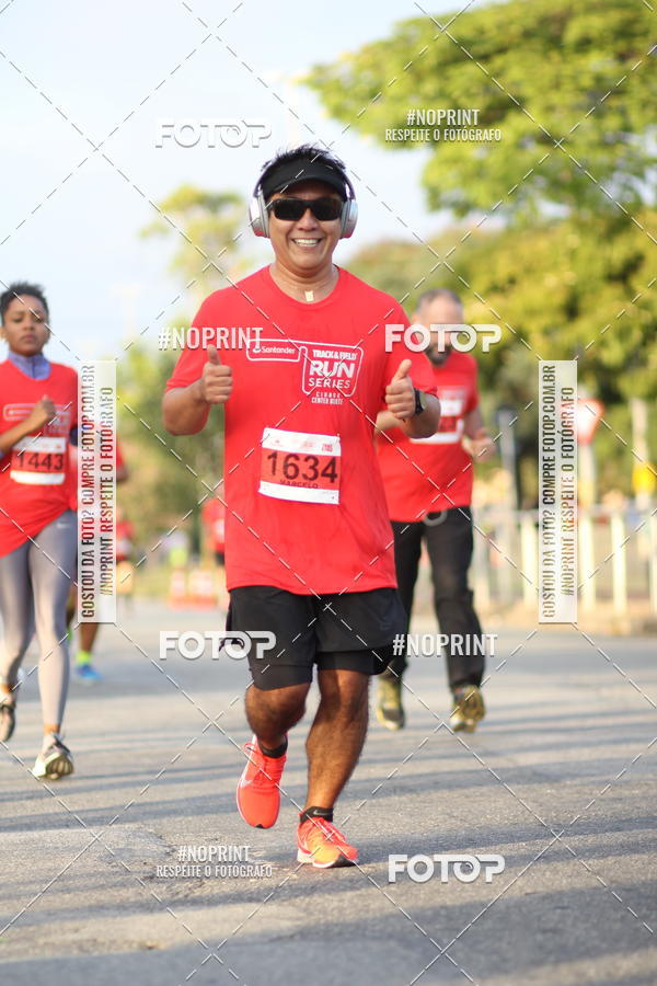 Buy your photos of the eventSantander Track&Field Run Series - Cidade Center Norte on Fotop