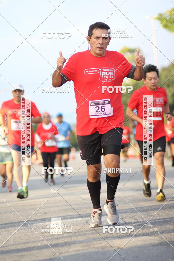 Compra tus fotos del eventoSantander Track&Field Run Series - Cidade Center Norte En Fotop
