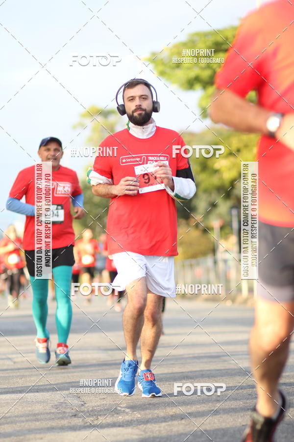 Buy your photos of the eventSantander Track&Field Run Series - Cidade Center Norte on Fotop
