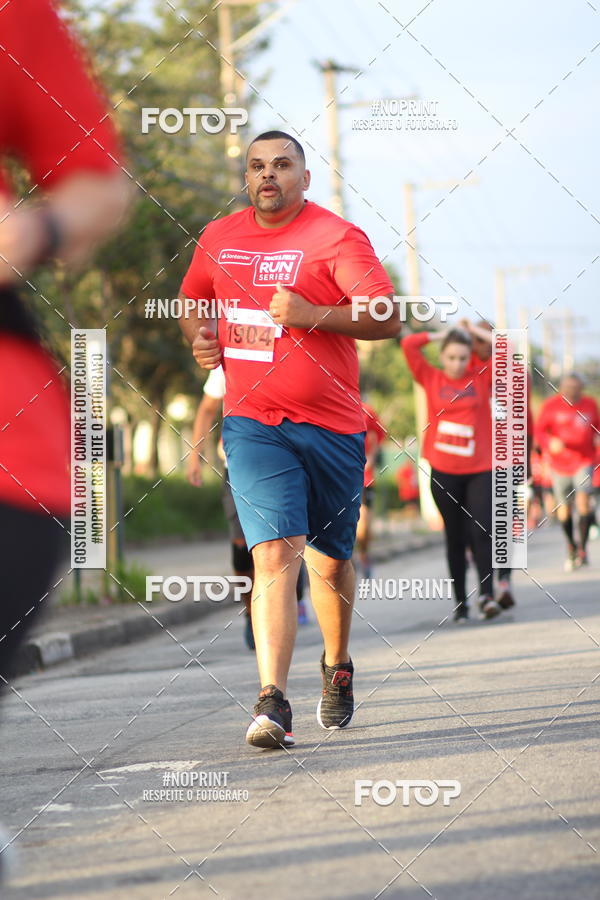 Buy your photos of the eventSantander Track&Field Run Series - Cidade Center Norte on Fotop