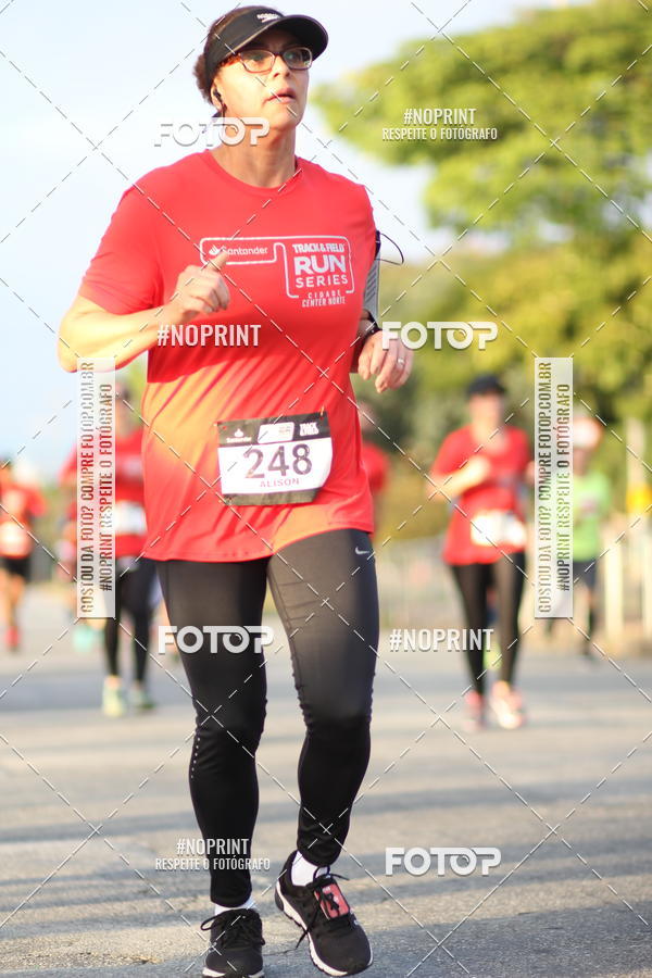 Compre suas fotos do eventoSantander Track&Field Run Series - Cidade Center Norte no Fotop