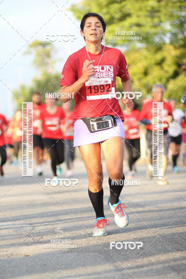 Compre suas fotos do eventoSantander Track&Field Run Series - Cidade Center Norte no Fotop