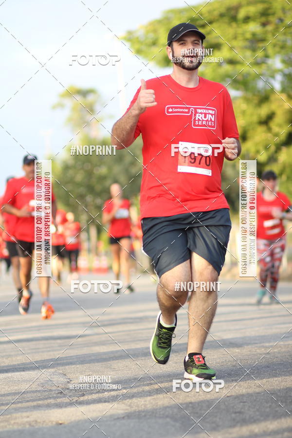 Compra tus fotos del eventoSantander Track&Field Run Series - Cidade Center Norte En Fotop