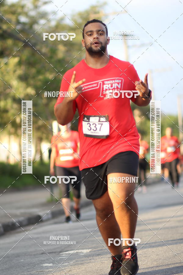 Compra tus fotos del eventoSantander Track&Field Run Series - Cidade Center Norte En Fotop