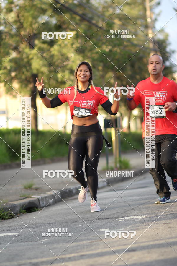Compra tus fotos del eventoSantander Track&Field Run Series - Cidade Center Norte En Fotop