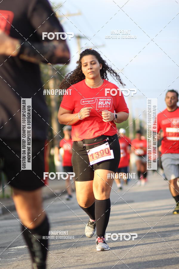 Buy your photos of the eventSantander Track&Field Run Series - Cidade Center Norte on Fotop