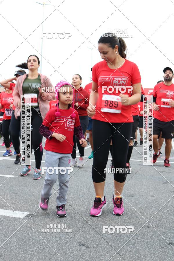 Buy your photos of the eventSantander Track&Field Run Series - Cidade Center Norte on Fotop