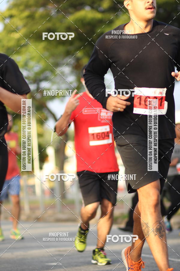 Compre as suas fotos do eventoSantander Track&Field Run Series - Cidade Center Norte no Fotop