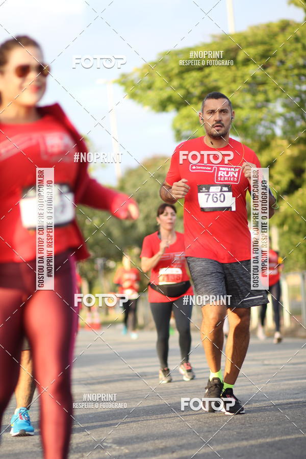 Compre as suas fotos do eventoSantander Track&Field Run Series - Cidade Center Norte no Fotop