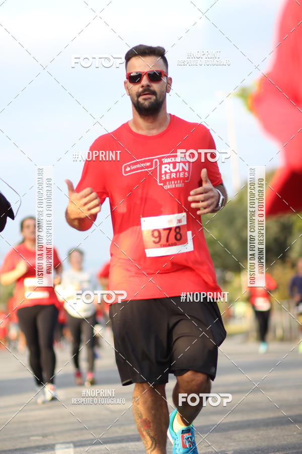 Compre as suas fotos do eventoSantander Track&Field Run Series - Cidade Center Norte no Fotop