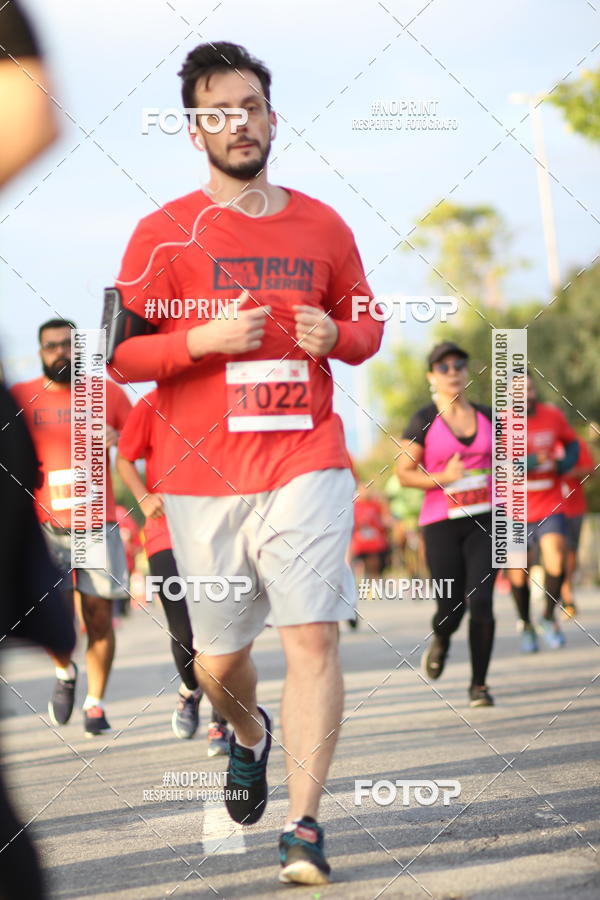 Compre as suas fotos do eventoSantander Track&Field Run Series - Cidade Center Norte no Fotop