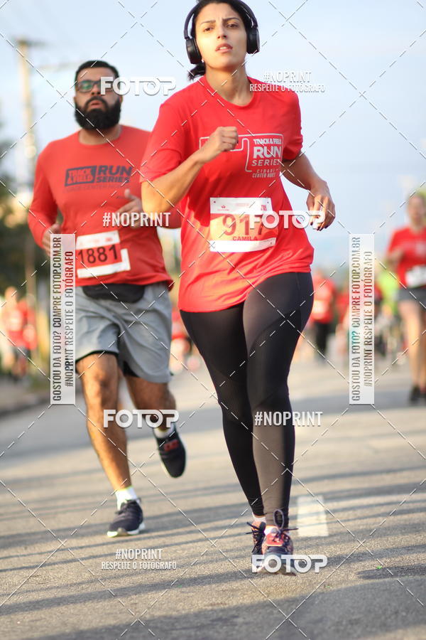 Compre as suas fotos do eventoSantander Track&Field Run Series - Cidade Center Norte no Fotop